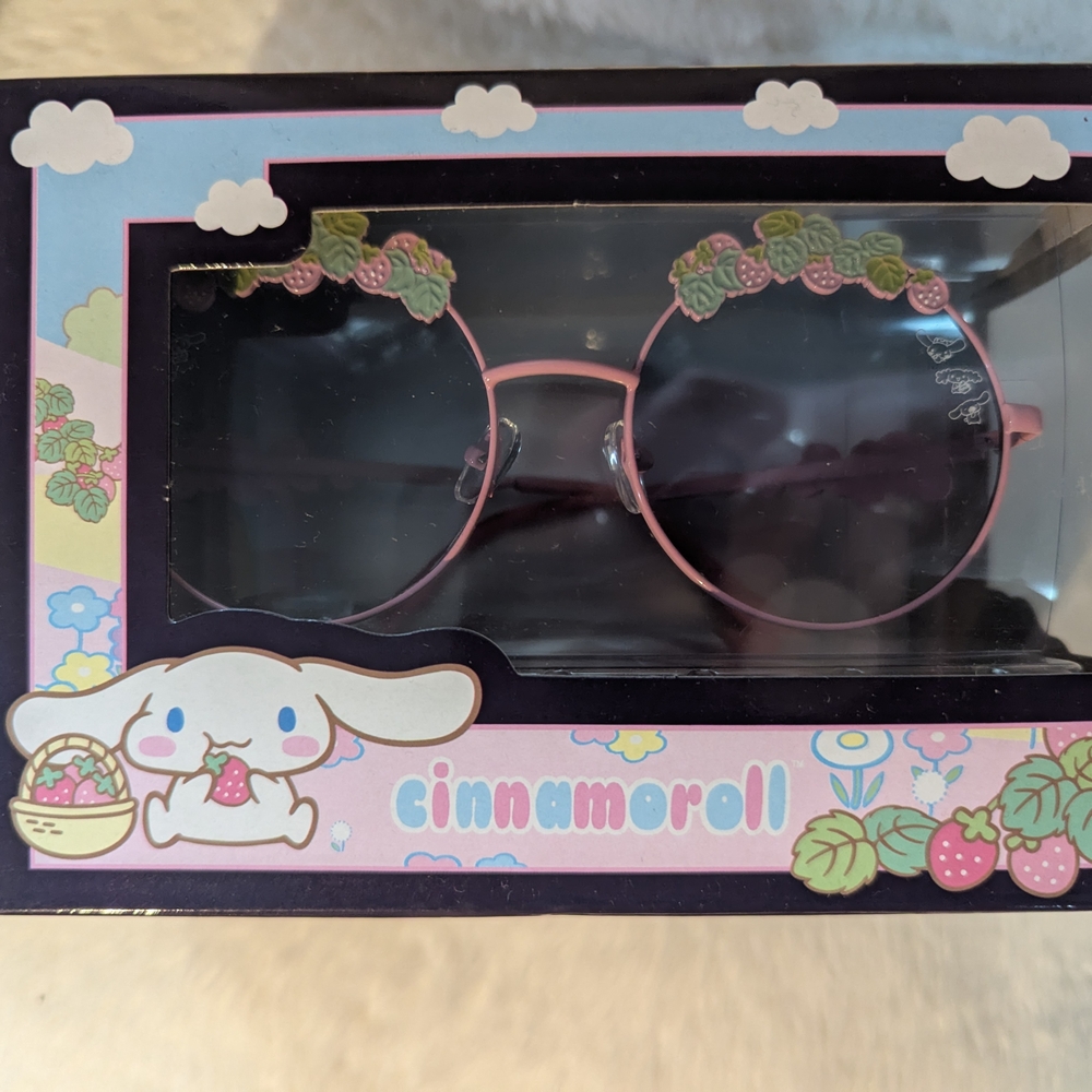 Hot Topic Pink Cinnamoroll Glasses